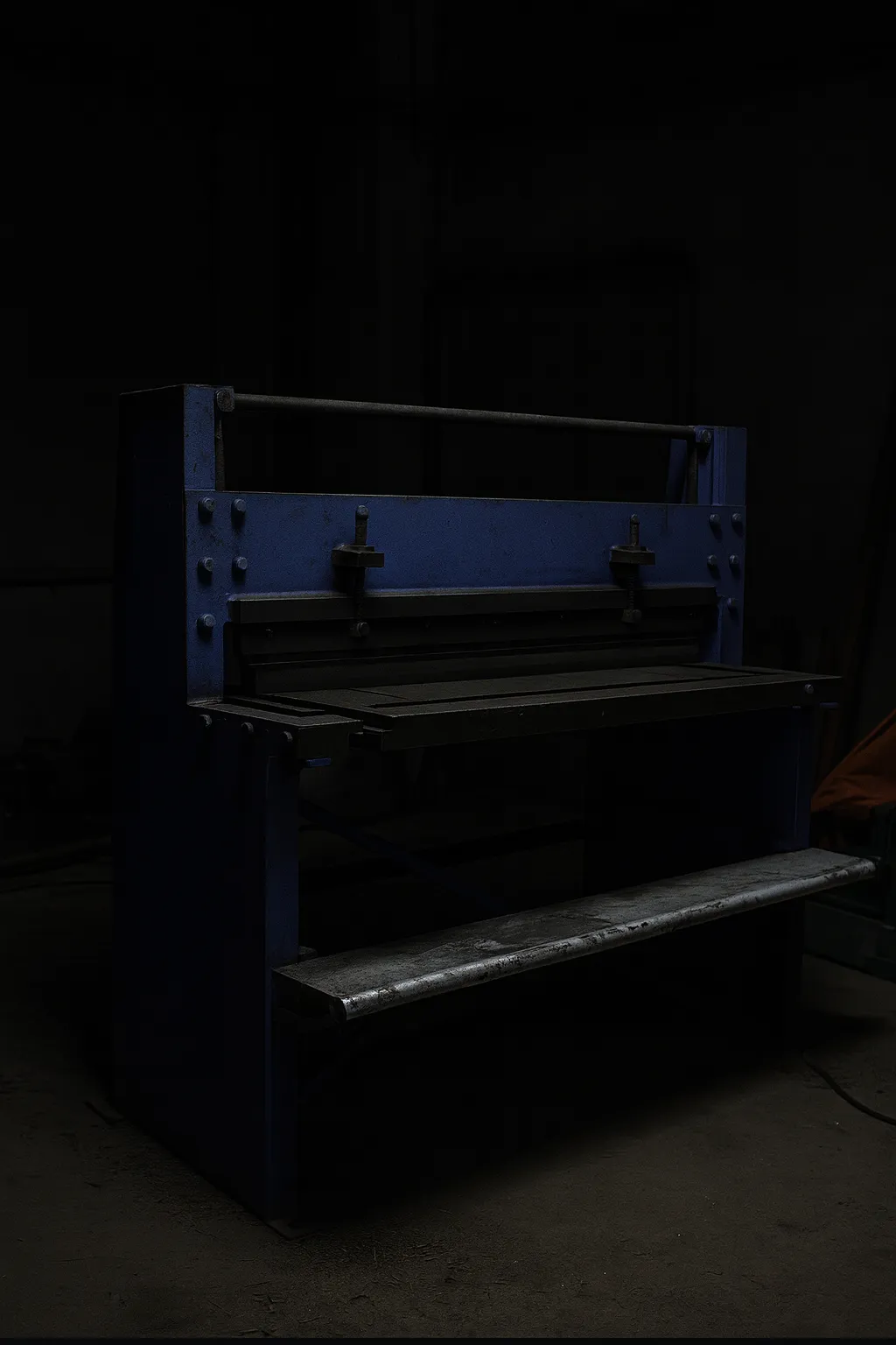 CNC shearing machine with NC back gauge at Aero Enterprises Unit I Vasai Phata — sheet metal shearing services Vasai